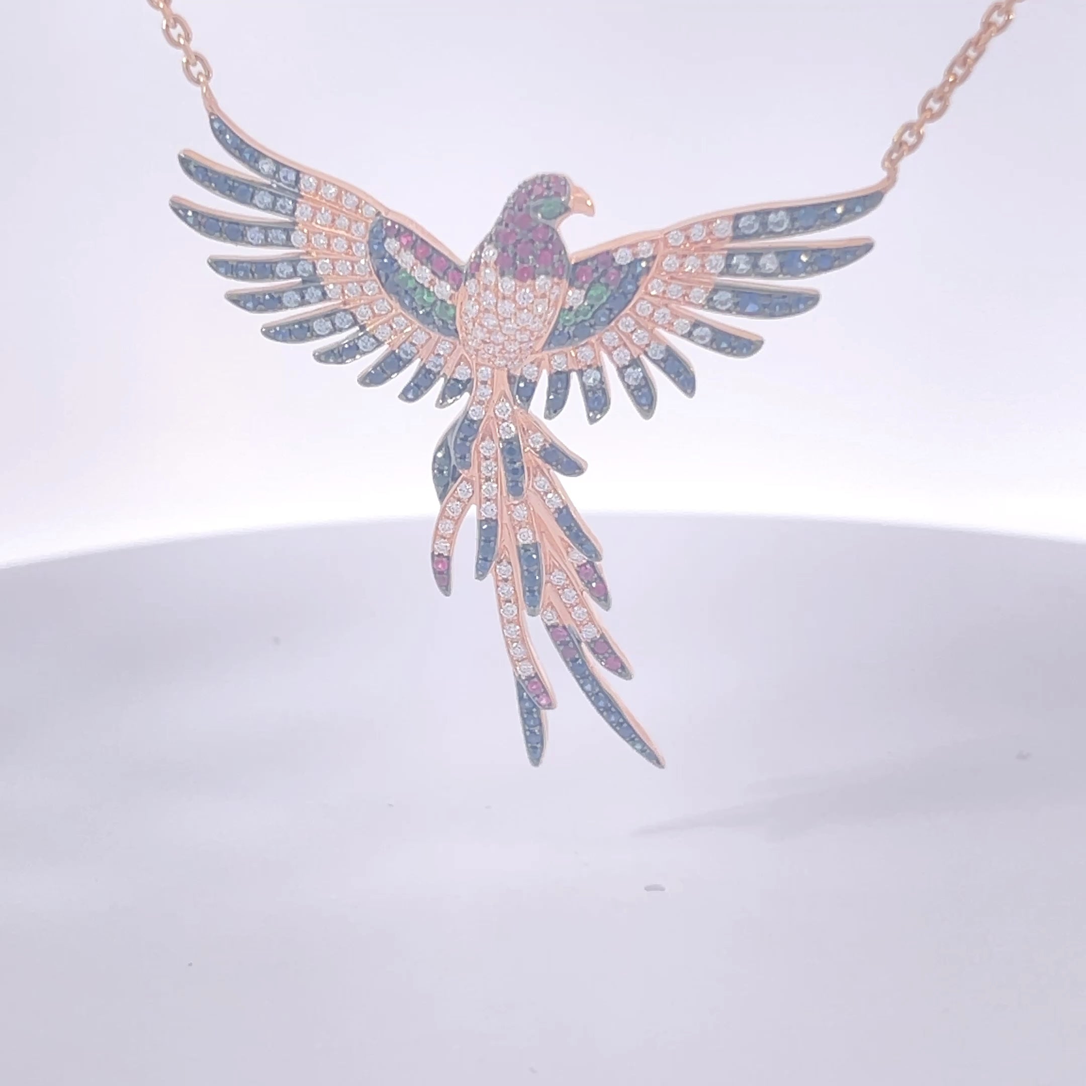 قلادة العنقاء